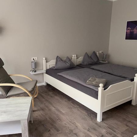 Pension Am Schrotturm Bed & Breakfast Tangermünde Esterno foto